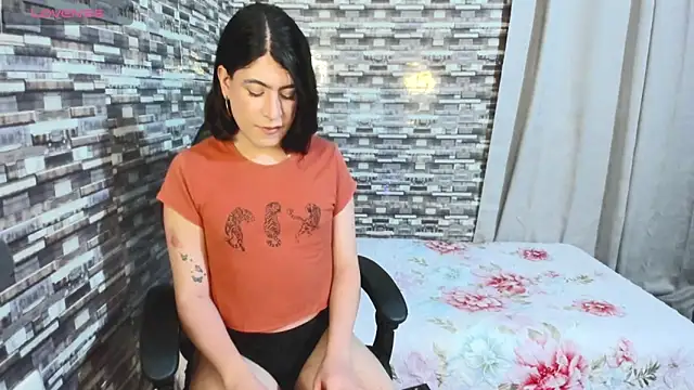 xxxEmmaxx online show from 4, 5, 2026