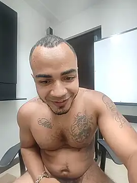 Snapshot of SanChacal5694 chatting on 4, 8, 2026 SanChacal5694 online show from 4, 8, 2026