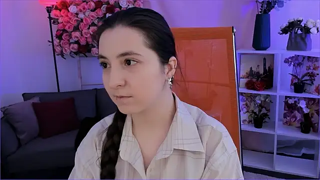 Snapshot of VirtuallVoyant chatting on 5, 2, 2026 VirtuallVoyant online show from 5, 2, 2026