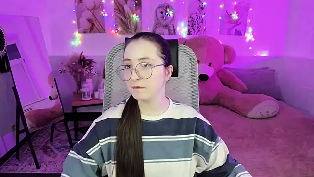 Snapshot of VirtuallVoyant chatting on 19, 2, 2026 VirtuallVoyant online show from 19, 2, 2026