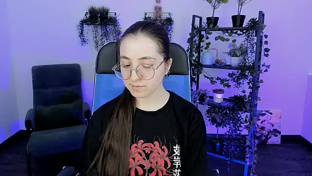 Snapshot of VirtuallVoyant chatting on 25, 3, 2026 VirtuallVoyant online show from 25, 3, 2026