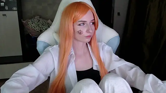 Snapshot of Cutti_Crystal chatting on 30, 10, 2025 Cutti Crystal online show from 30, 10, 2025