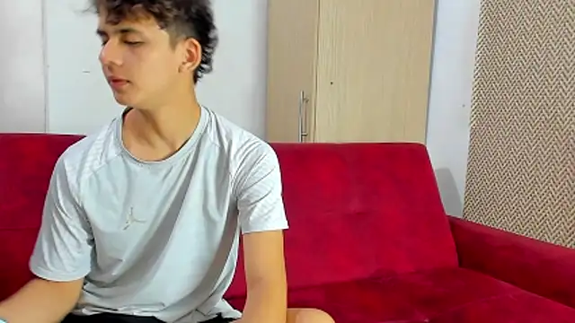 willy sexxx18 online show from 29, 4, 2026
