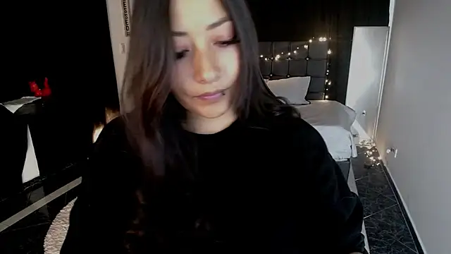 Snapshot of Mia_1120 chatting on 12, 9, 2025 Mia 1120 online show from 12, 9, 2025