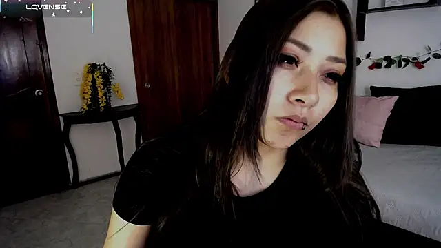 Snapshot of Mia_1120 chatting on 7, 11, 2025 Mia 1120 online show from 7, 11, 2025