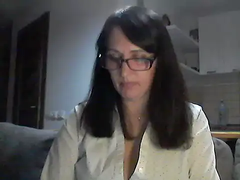 Elena48324 online show from 7, 5, 2026
