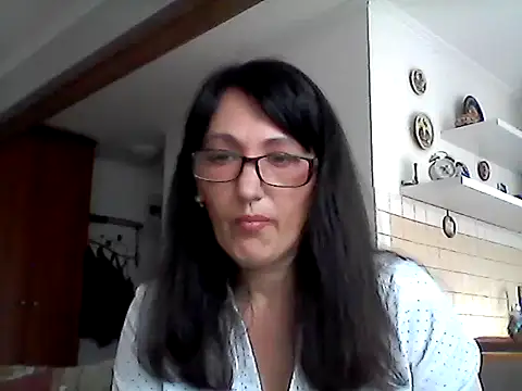 Elena48324 online show from 12, 5, 2026
