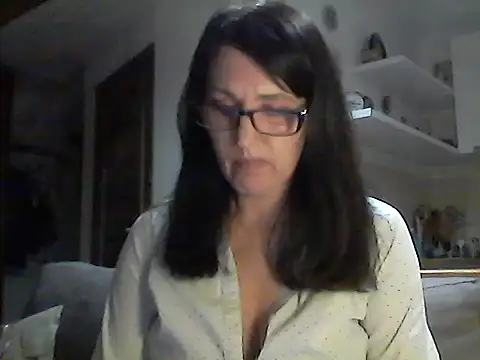 Elena48324 online show from 15, 5, 2026