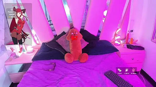 Snapshot of Viiolettlopez chatting on 15, 10, 2025 Viiolettlopez online show from 15, 10, 2025