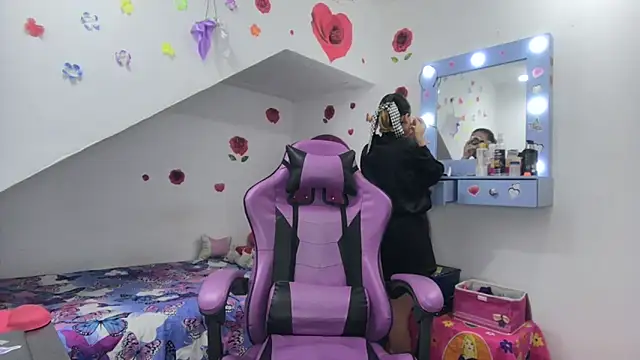 Snapshot of soffy_rosses chatting on 20, 10, 2025 soffy rosses online show from 20, 10, 2025