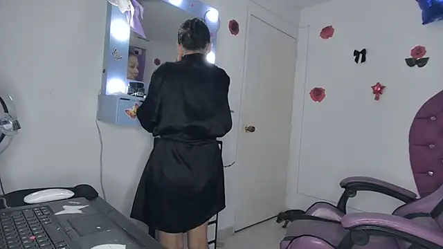 soffy rosses online show from 18, 7, 2026