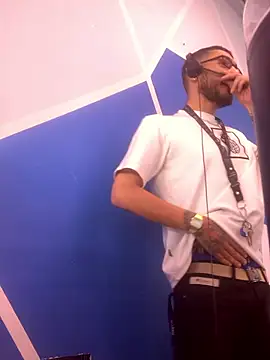 malek xarx  online show from 9, 1, 2026