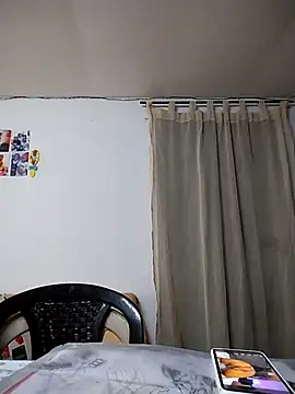 Snapshot of Jhoan_Simply chatting on 20, 12, 2025 Jhoan Simply online show from 20, 12, 2025