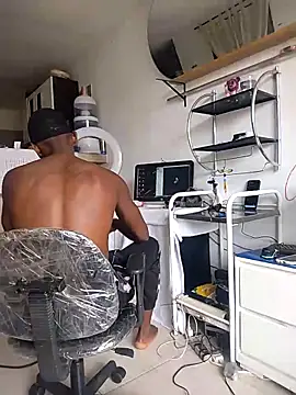 Snapshot of Jhoan_Simply chatting on 4, 2, 2026 Jhoan Simply online show from 4, 2, 2026