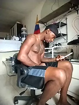 Snapshot of Jhoan_Simply chatting on 13, 2, 2026 Jhoan Simply online show from 13, 2, 2026