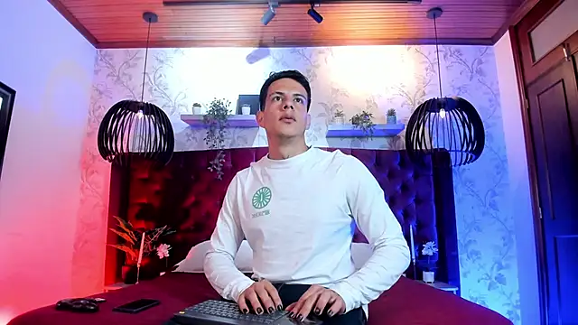 Snapshot of Dustin_Sonne chatting on 20, 5, 2026 Dustin Sonne online show from 20, 5, 2026