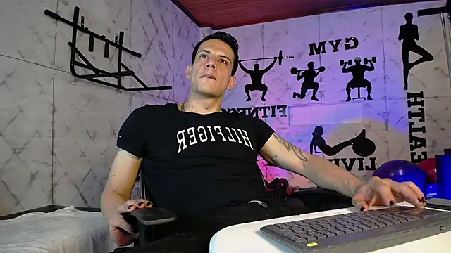 Snapshot of Dustin_Sonne chatting on 24, 5, 2026 Dustin Sonne online show from 24, 5, 2026