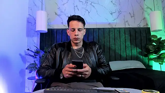 Dustin Sonne online show from 27, 7, 2026
