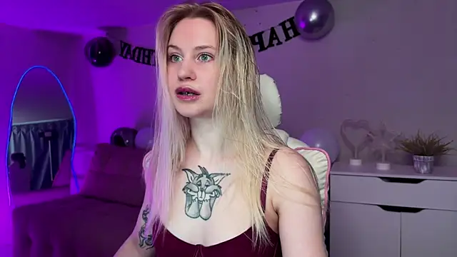 Snapshot of Sofia_Kenwood chatting on 10, 6, 2026 Sofia Kenwood online show from 10, 6, 2026