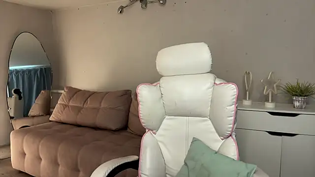 Snapshot of Sofia_Kenwood chatting on 14, 7, 2026 Sofia Kenwood online show from 14, 7, 2026