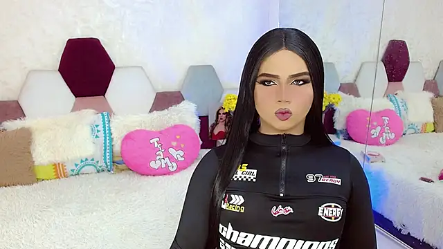 kushina uzumaki75 online show from 4, 10, 2025