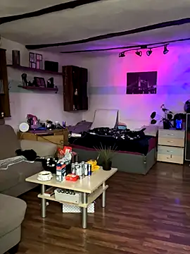 Seductively4 20 online show from 11, 10, 2025