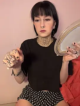 Snapshot of Seductively4_20 chatting on 1, 5, 2026 Seductively4 20 online show from 1, 5, 2026