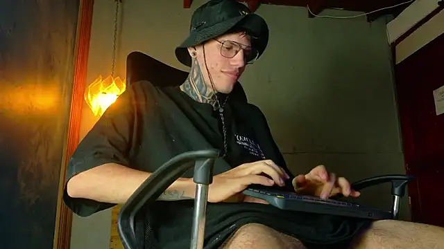 david huge online show from 8, 5, 2026