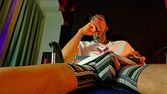david huge online show from 18, 7, 2026