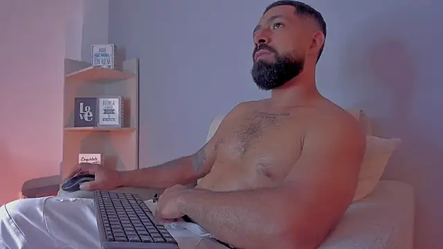 KylliamLevis online show from 25, 6, 2026