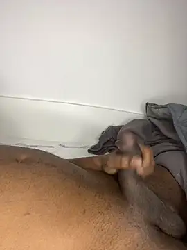 Snapshot of Kingdinyxxx chatting on 29, 11, 2025 Kingdinyxxx online show from 29, 11, 2025