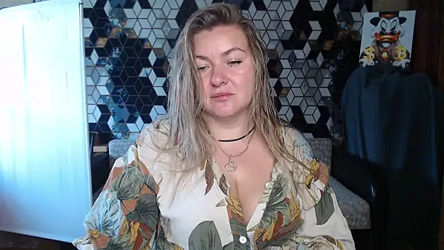 NikaSkylink online show from 12, 5, 2026