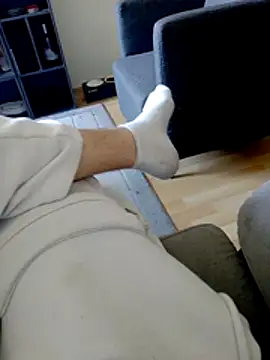 Holly-97 online show from 5, 4, 2026