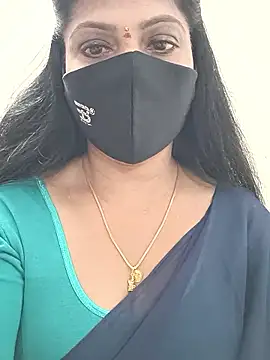 Snapshot of shivani27 chatting on 7, 1, 2026 shivani27 online show from 7, 1, 2026