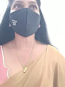 Snapshot of shivani27 chatting on 11, 1, 2026 shivani27 online show from 11, 1, 2026