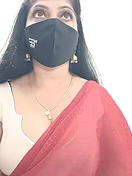 Snapshot of shivani27 chatting on 31, 1, 2026 shivani27 online show from 31, 1, 2026