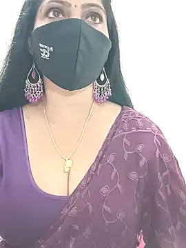 Snapshot of shivani27 chatting on 1, 6, 2026 shivani27 online show from 1, 6, 2026