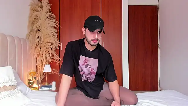 Dark beauty2 online show from 11, 9, 2025