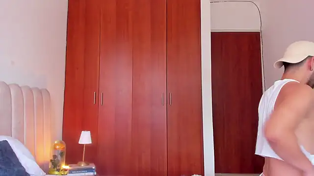 Dark beauty2 online show from 28, 9, 2025