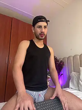 Dark beauty2 online show from 22, 10, 2025