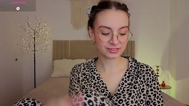 Real cutie1 online show from 23, 5, 2026
