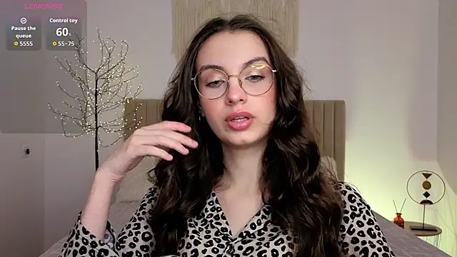 Real cutie1 online show from 8, 6, 2026