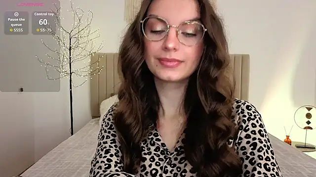 Real cutie1 online show from 13, 6, 2026