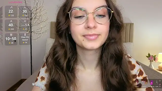 Real cutie1 online show from 28, 7, 2026