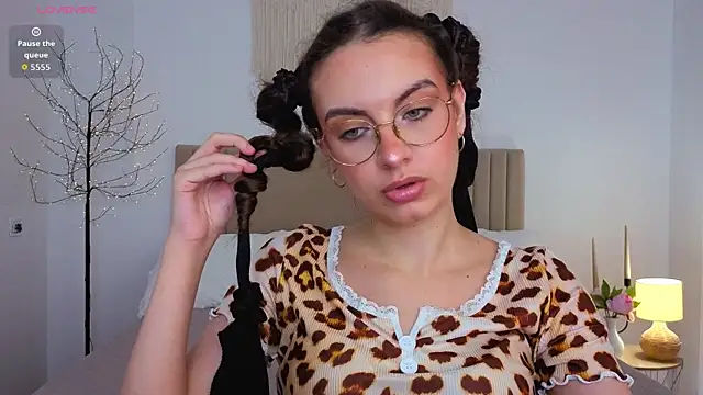 Real cutie1 online show from 4, 8, 2026
