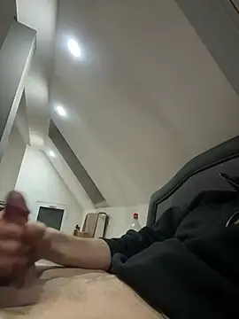 Snapshot of musti312 chatting on 9, 2, 2026 musti312 online show from 9, 2, 2026