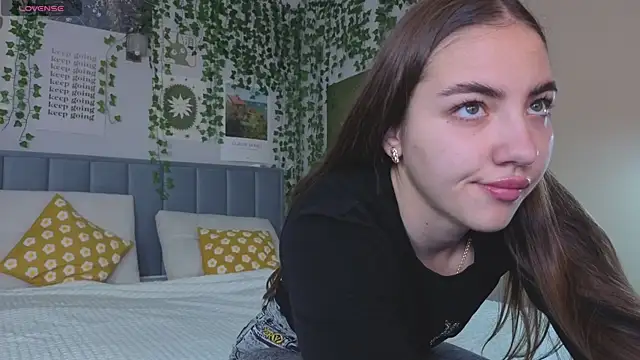 Snapshot of Ashley_Pierce chatting on 18, 9, 2025 Ashley Pierce online show from 18, 9, 2025