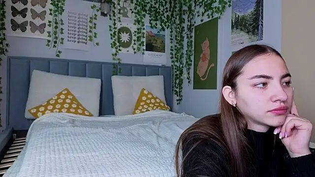 Snapshot of Ashley_Pierce chatting on 6, 10, 2025 Ashley Pierce online show from 6, 10, 2025