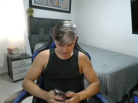 Justin trevor1 online show from 29, 4, 2026