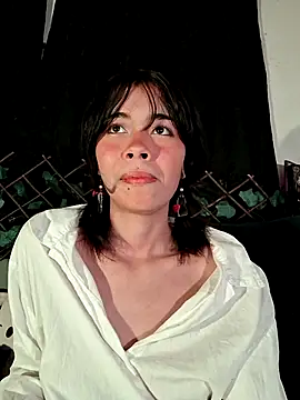 Snapshot of dolliette24 chatting on 4, 8, 2026 dolliette24 online show from 4, 8, 2026